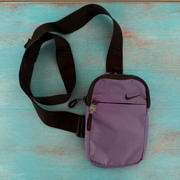 Nike Purple Crossbody Bag With Adjustable Strap & Front Zipper Pocket - Picture 1 of 5